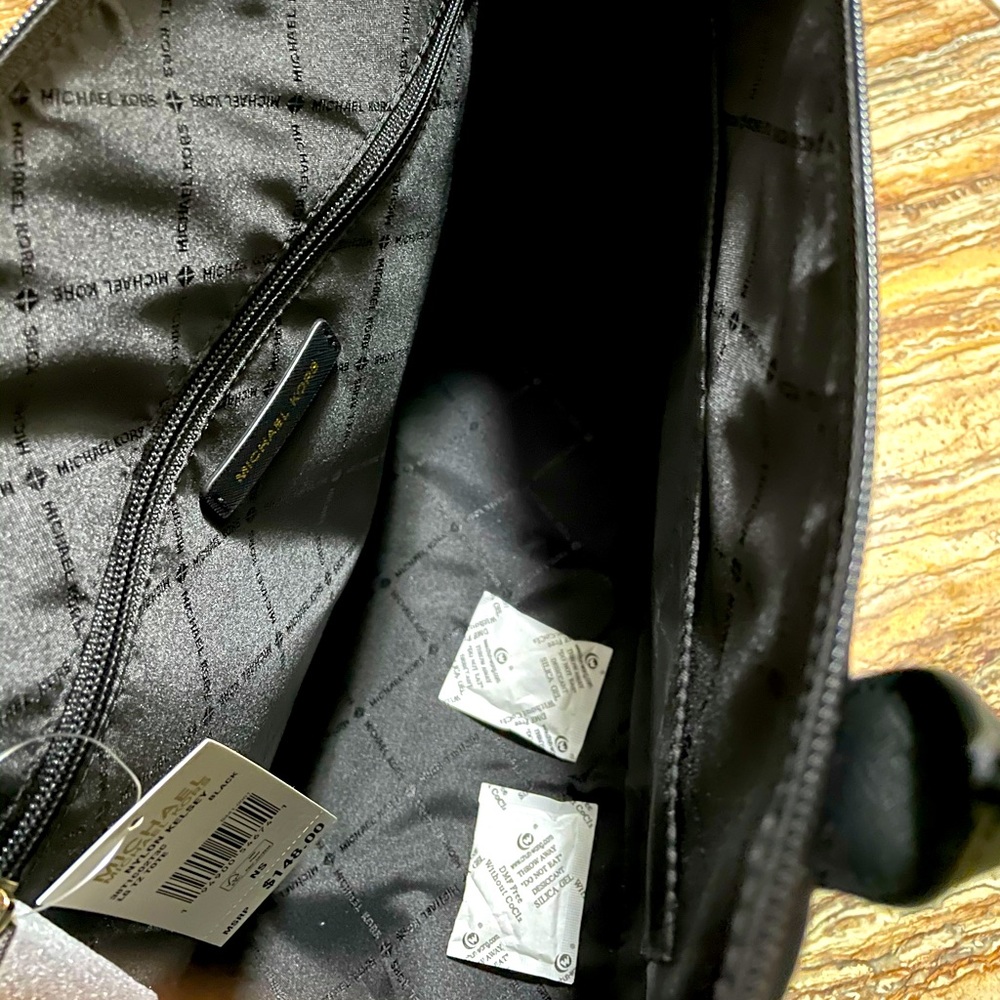 Michael Kors Large Nylon Tote - Picture 5 of 9
